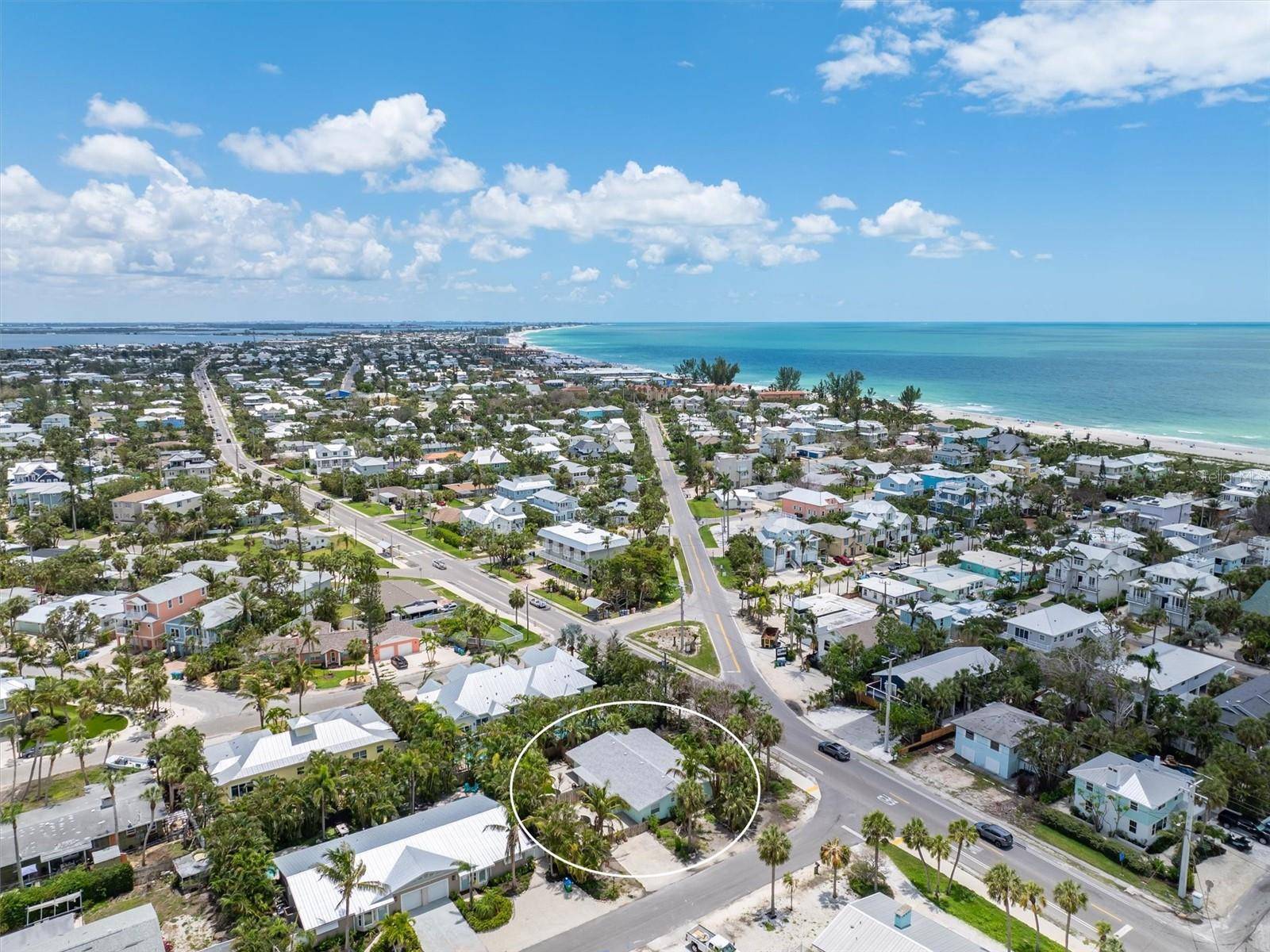 Holmes Beach, FL 34217,8105 GULF DR