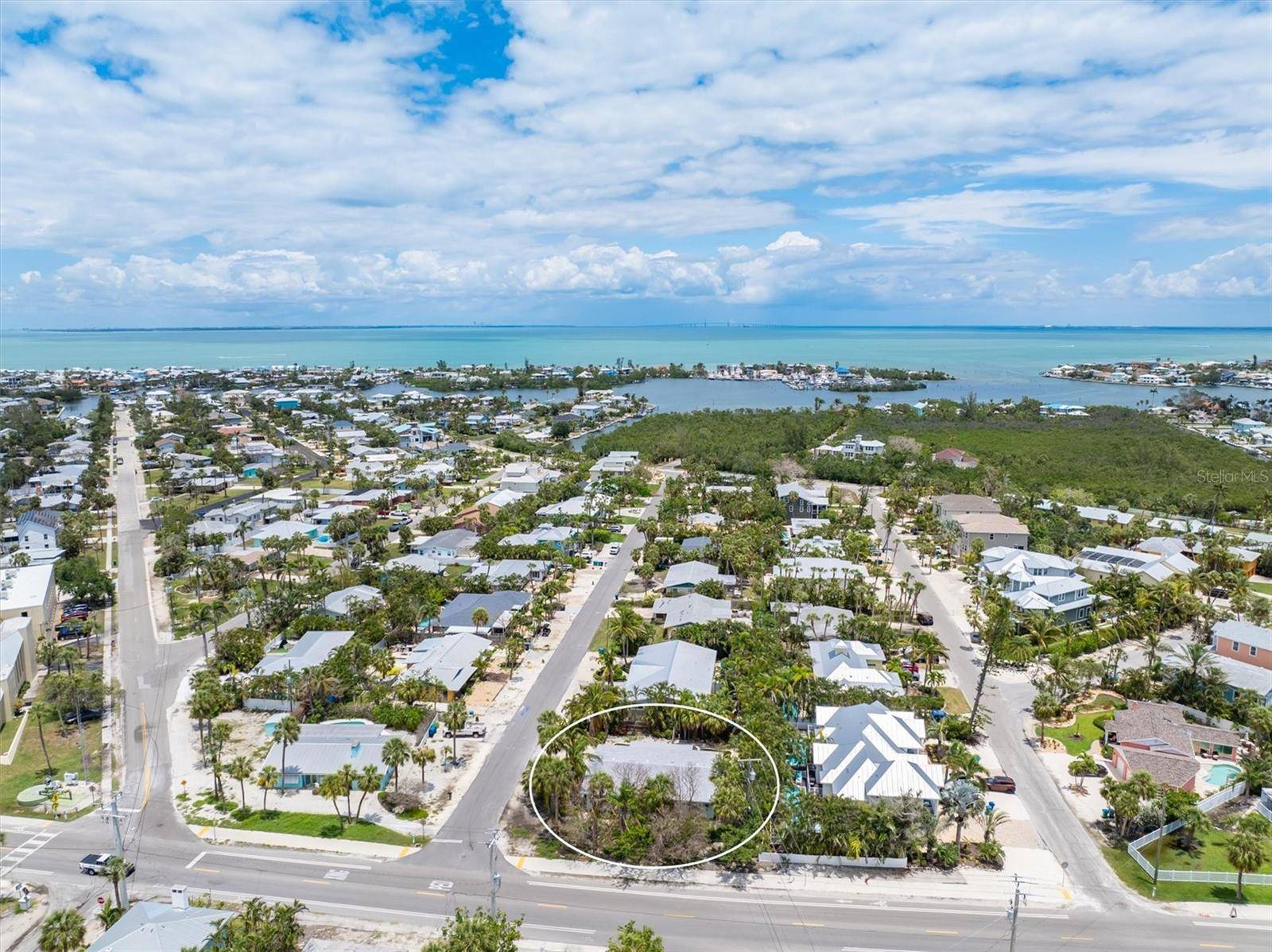 Holmes Beach, FL 34217,8105 GULF DR