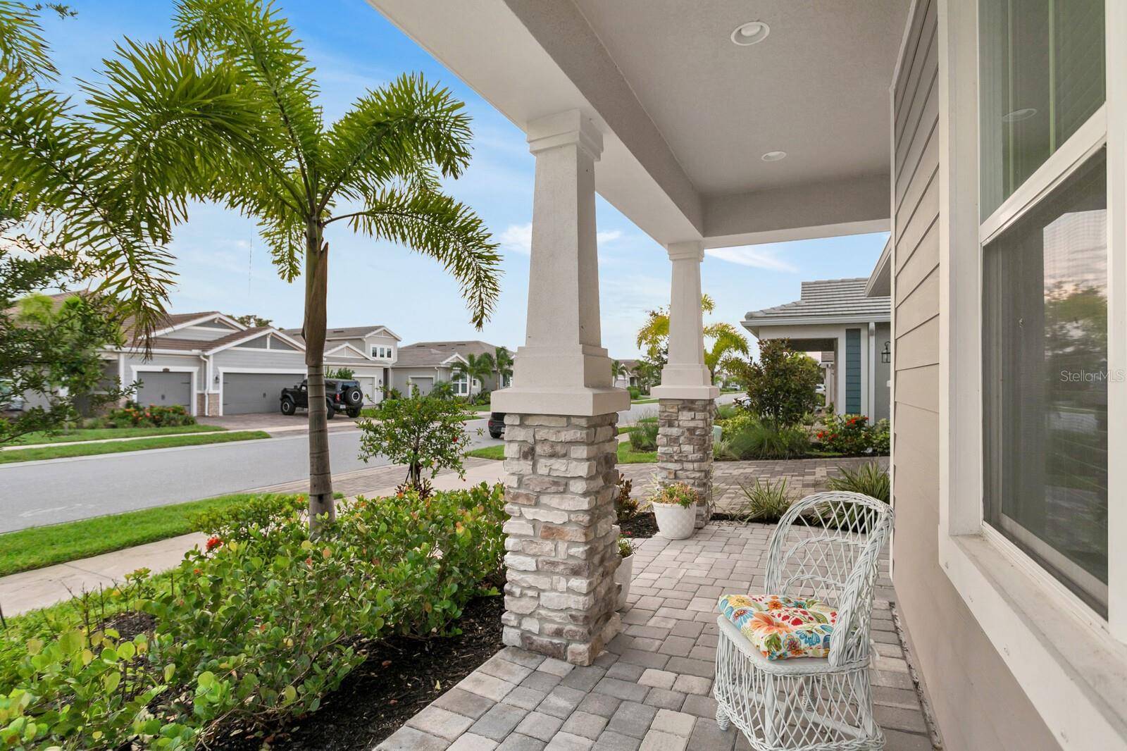 Sarasota, FL 34238,5770 LONG SHORE LOOP
