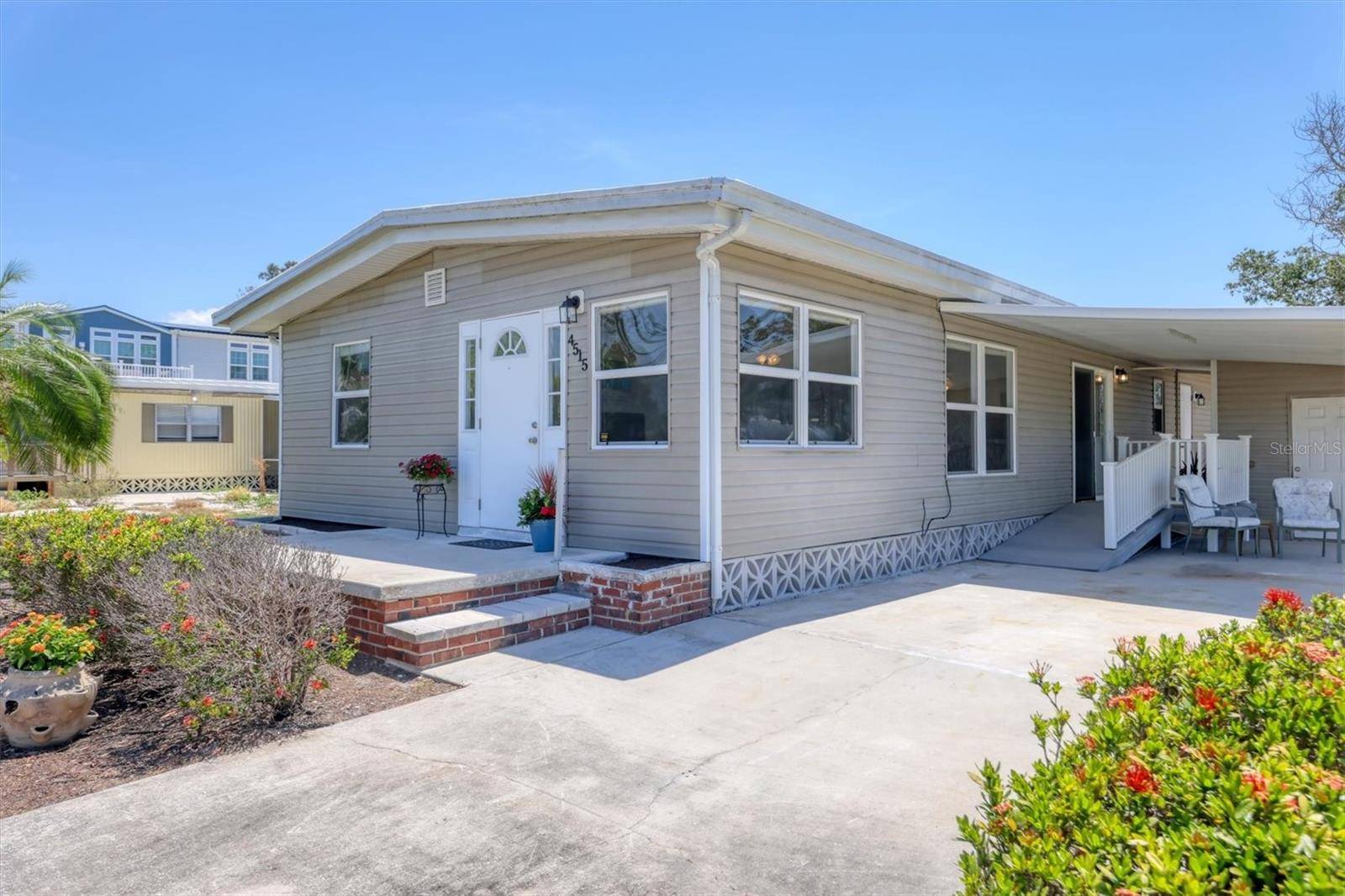 Bradenton, FL 34210,4515 106TH ST W