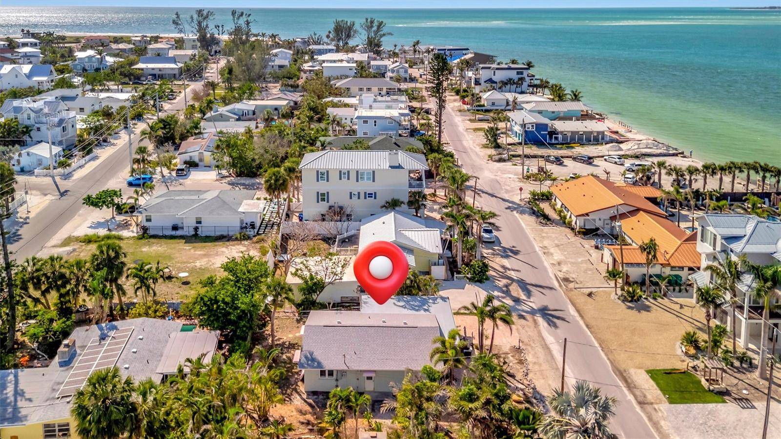 Anna Maria, FL 34216,880 N SHORE DR