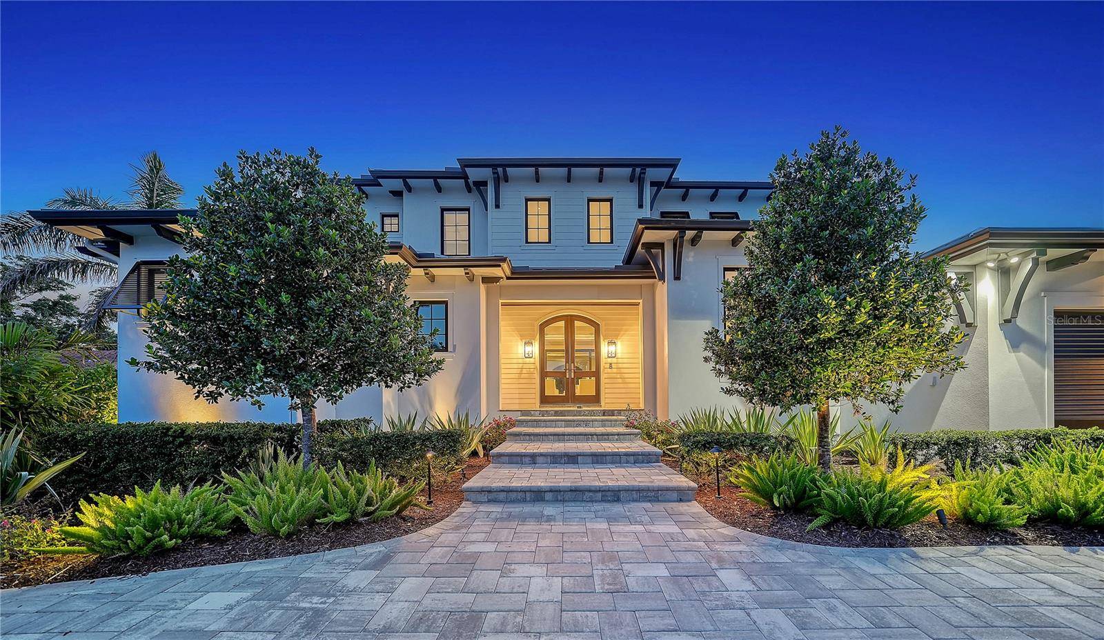 Sarasota, FL 34236,612 MOURNING DOVE DR