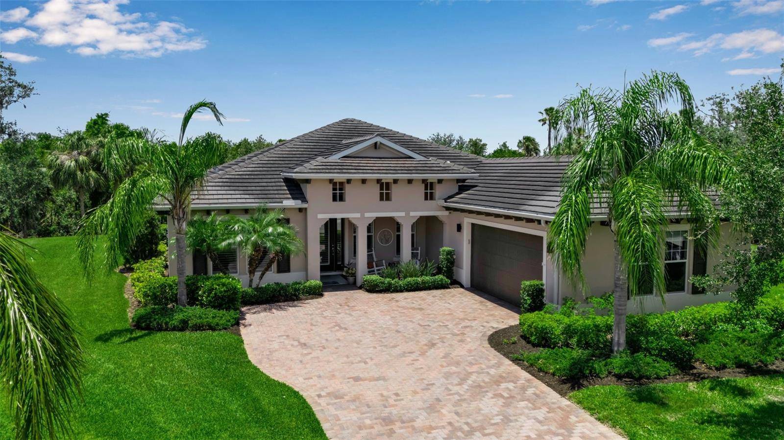 Bradenton, FL 34208,932 MANGROVE EDGE CT