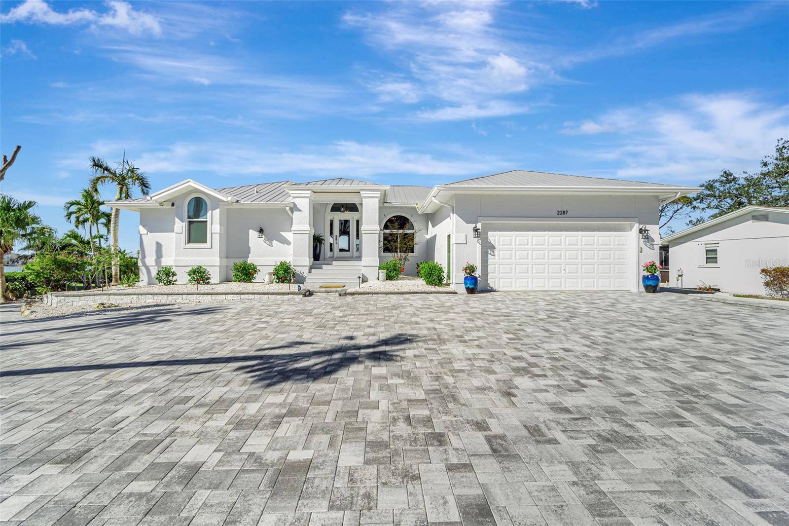 Nokomis, FL 34275,2287 BAYSHORE RD