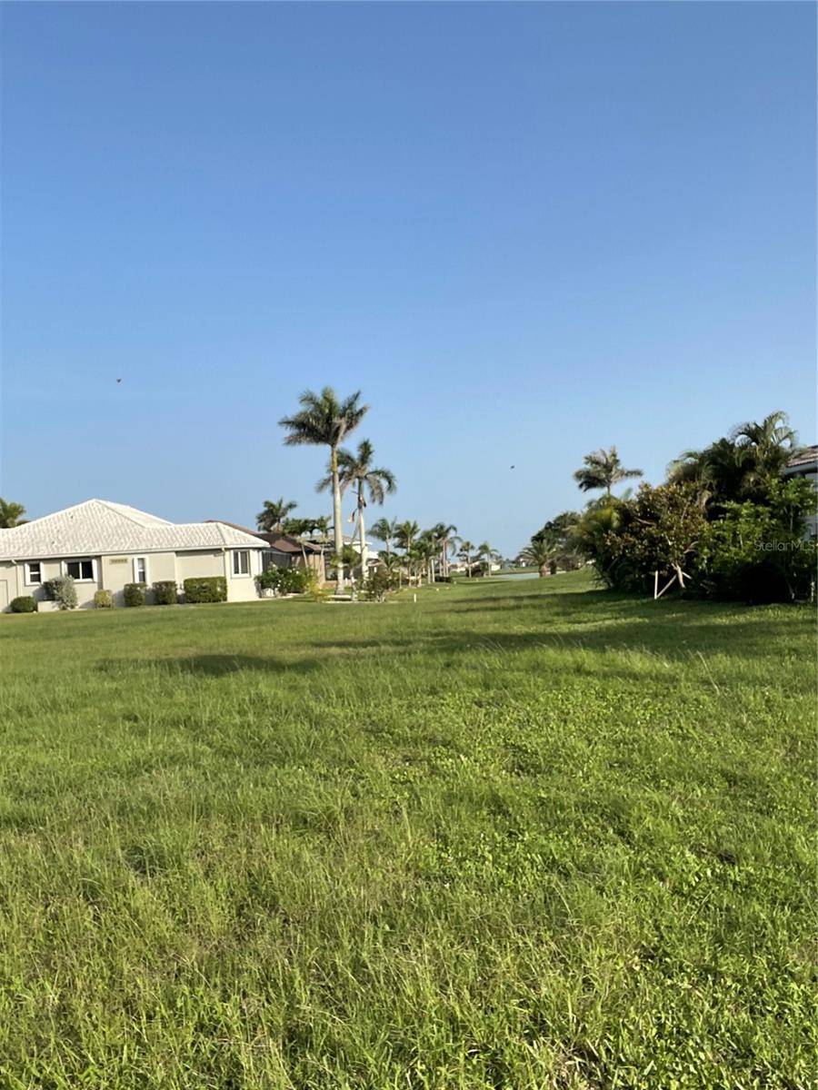 Punta Gorda, FL 33950,3701 BORDEAUX DR
