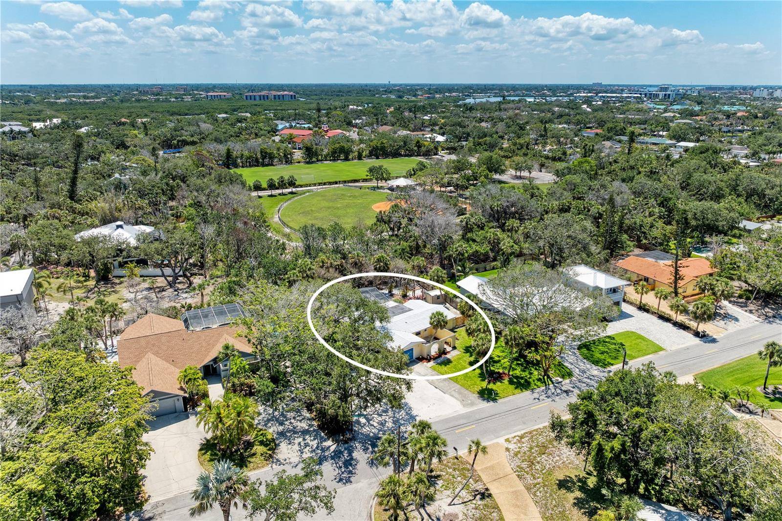 Sarasota, FL 34242,5223 SHADOW LAWN DR