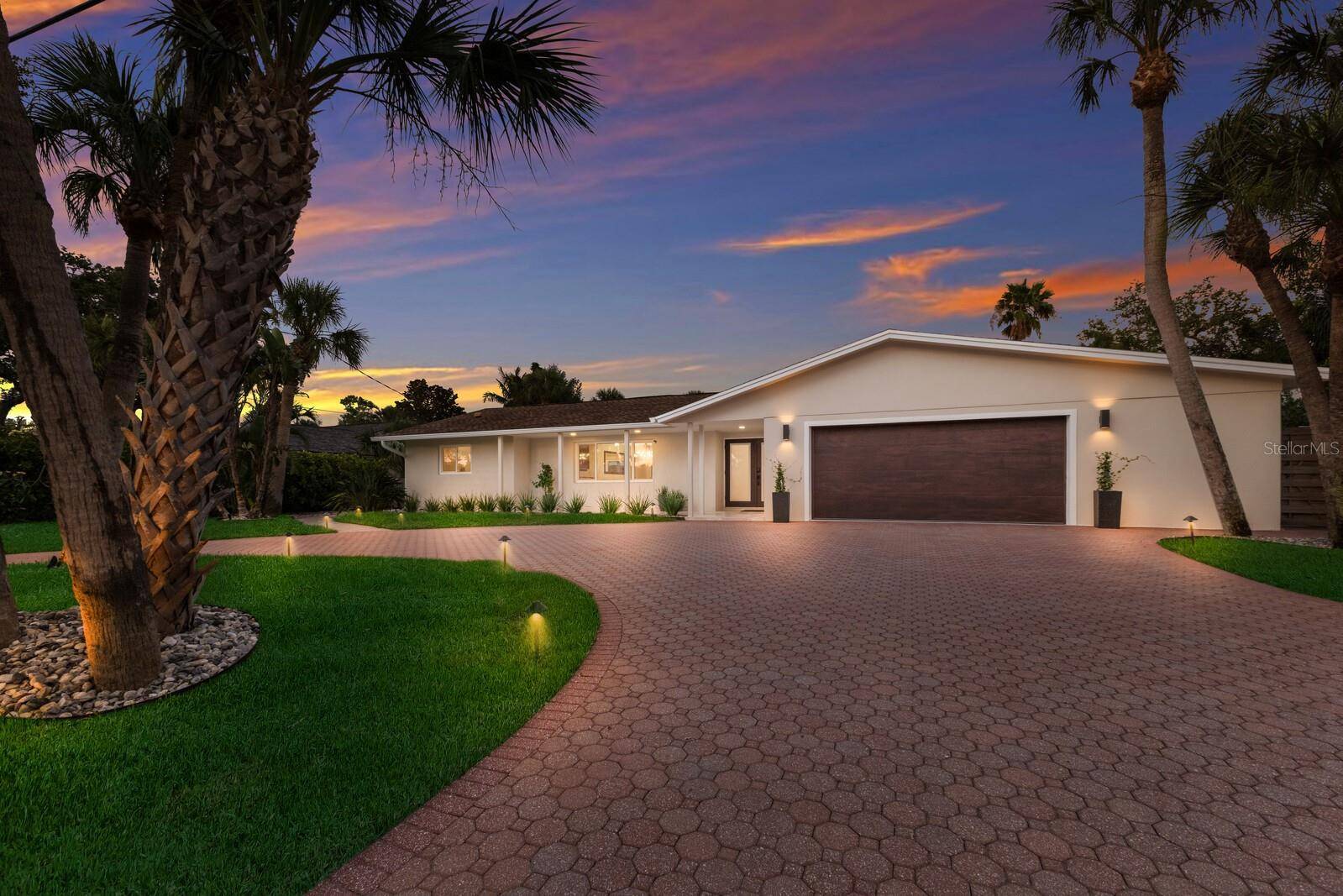 Sarasota, FL 34242,5581 SHADOW LAWN DR