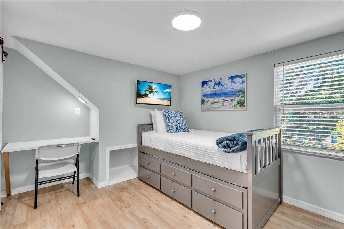Sarasota, FL 34234,3843 CHAPEL DR