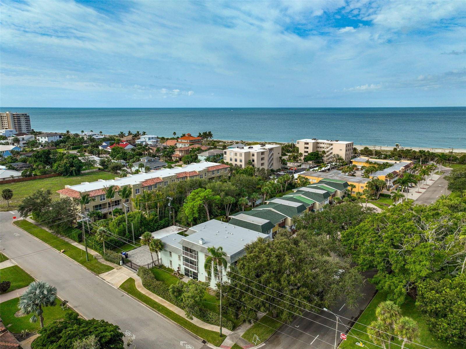 Venice, FL 34285,701 W VENICE AVE #C