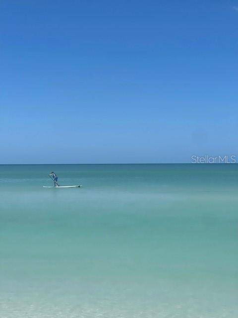 Sarasota, FL 34242,6150 MIDNIGHT PASS RD #V4