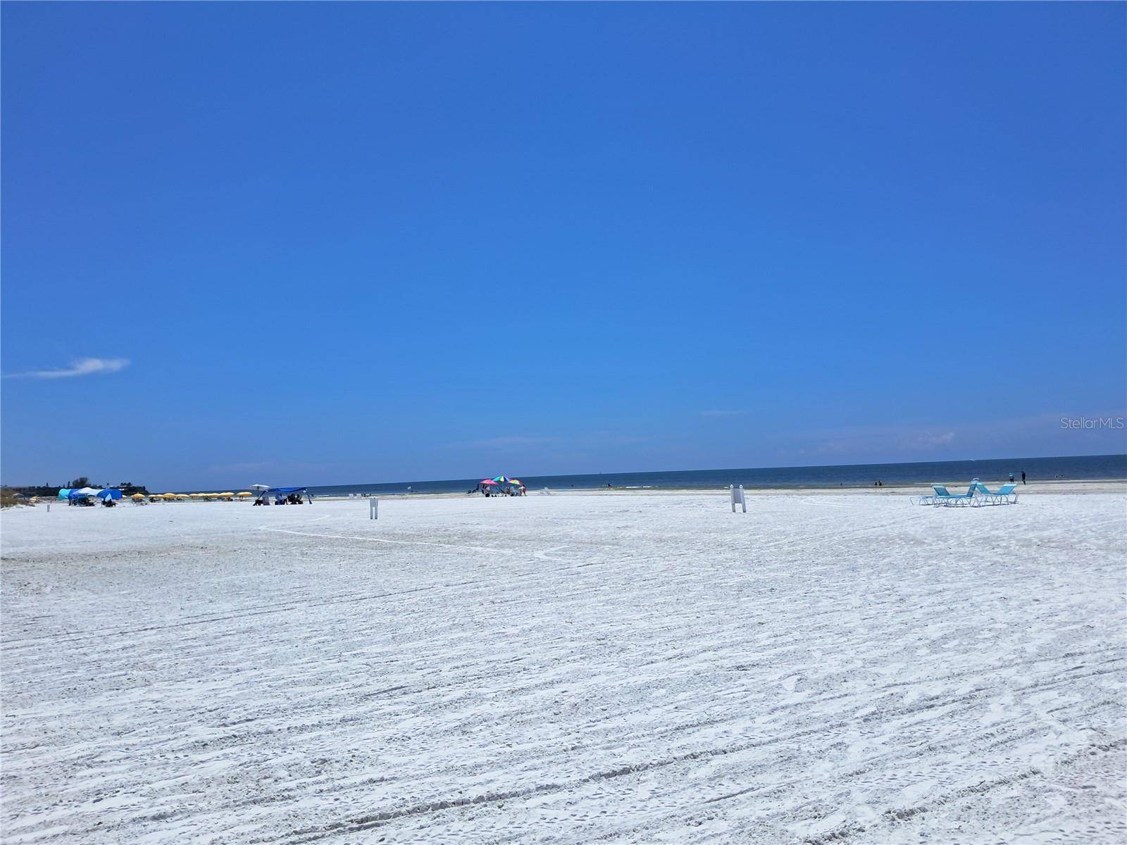 Sarasota, FL 34242,6150 MIDNIGHT PASS RD #V4