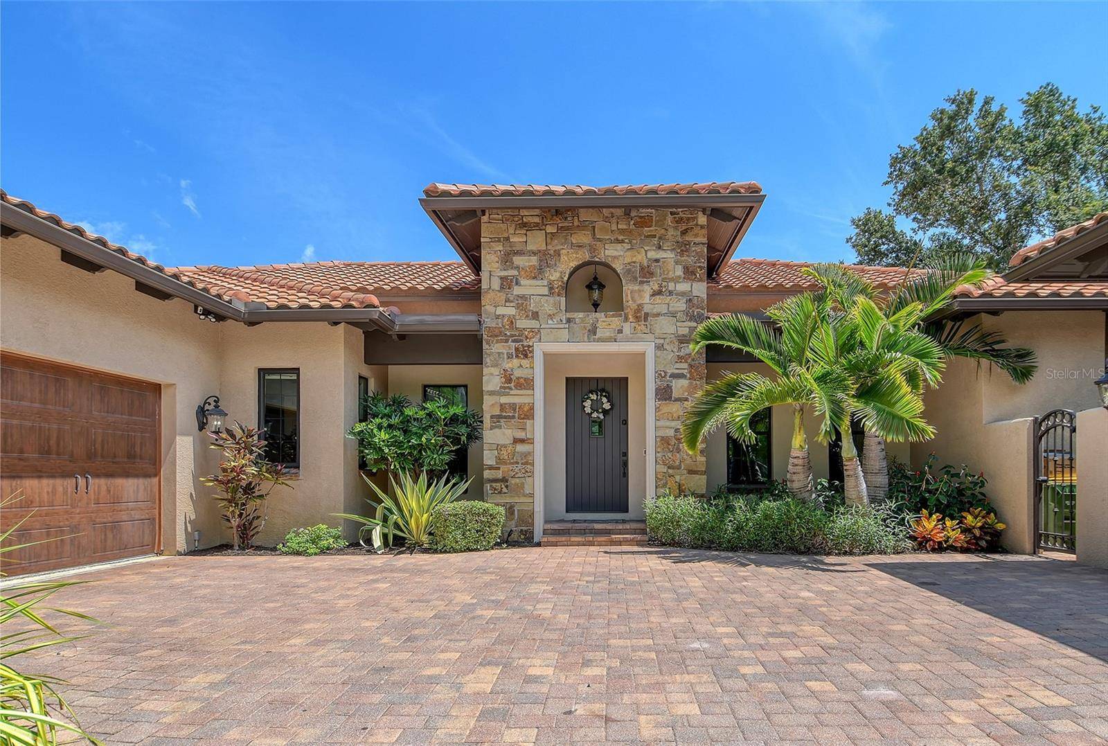 Sarasota, FL 34239,1813 BOYCE ST