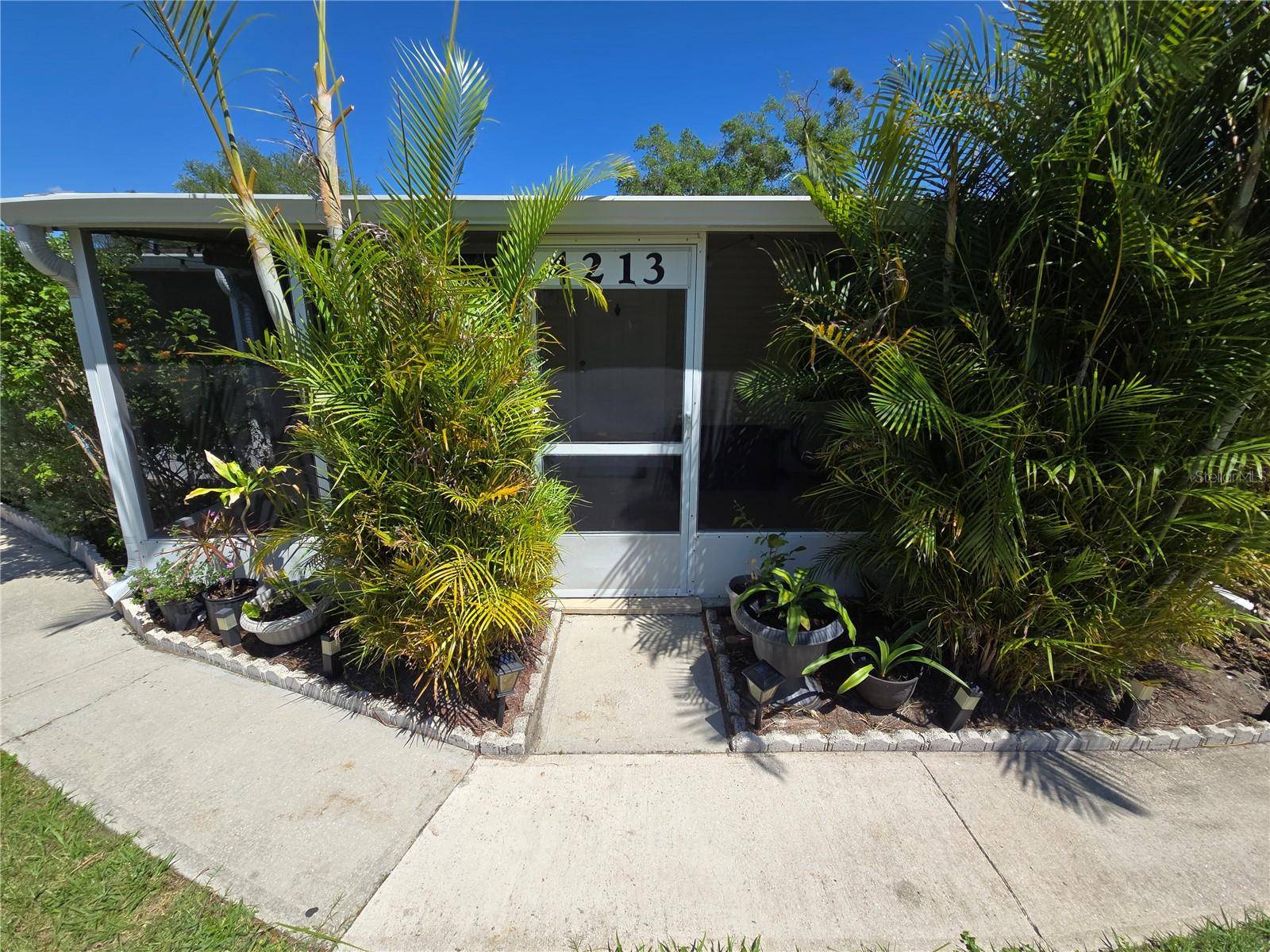 Orlando, FL 32812,4213 E MICHIGAN ST #4213
