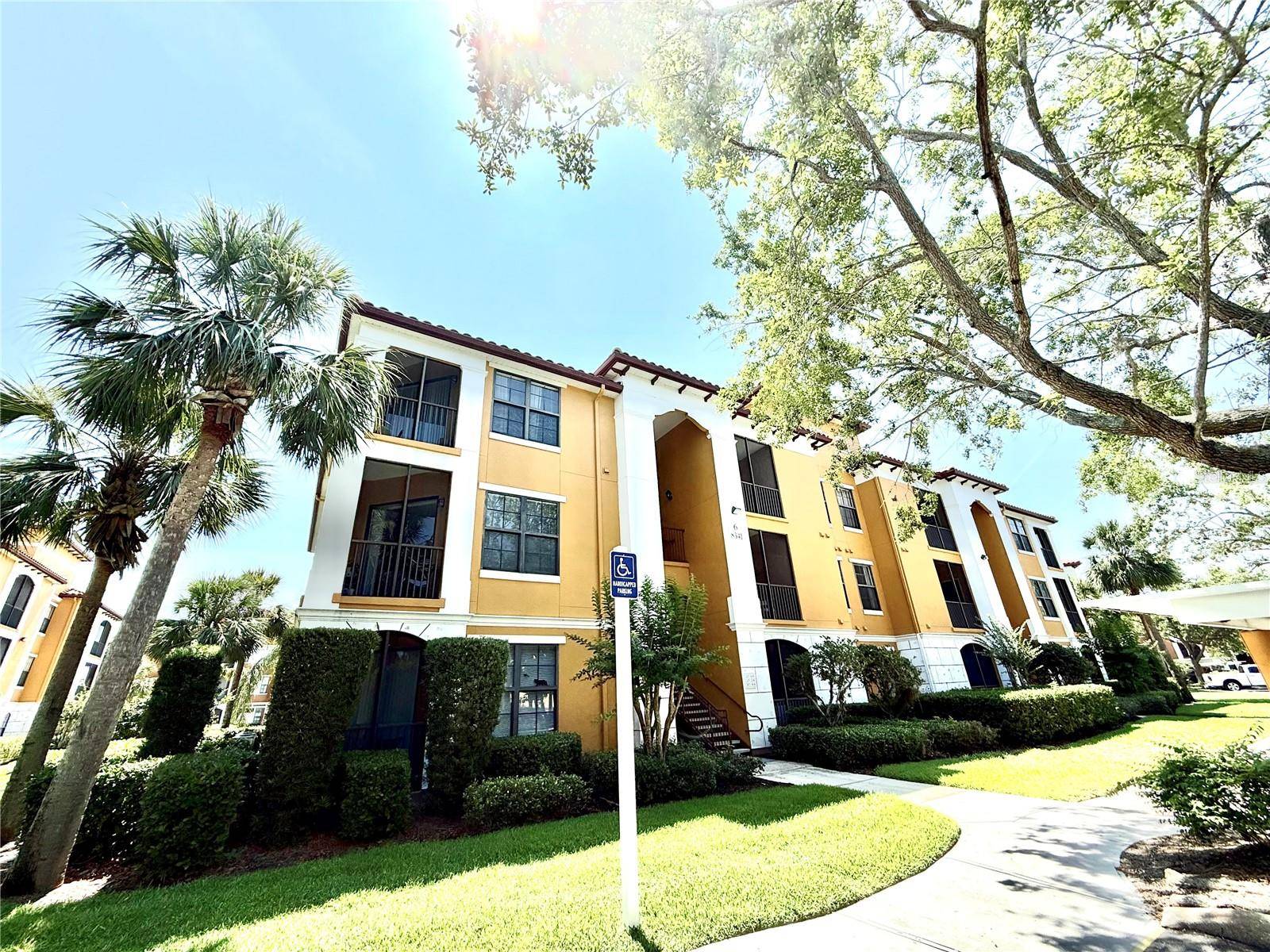 Sarasota, FL 34243,8341 38TH STREET CIR E #303