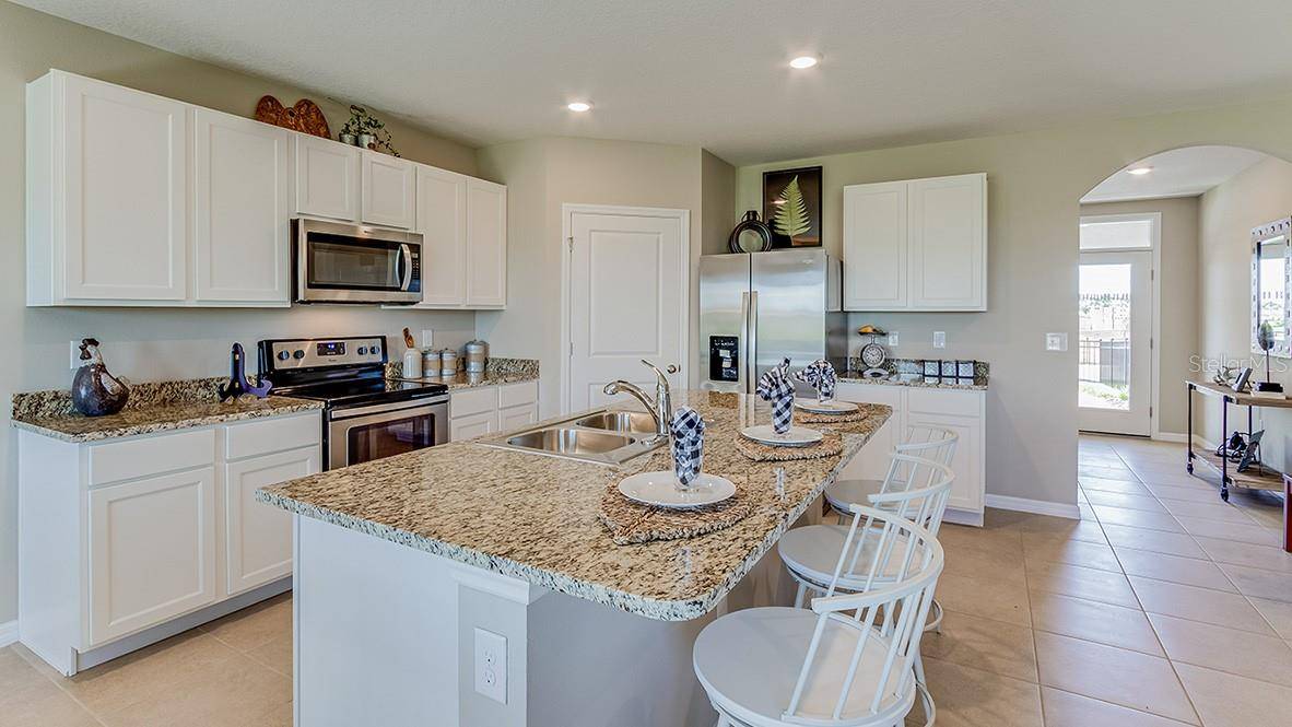 Palmetto, FL 34221,4403 DUSKY DAWN LN