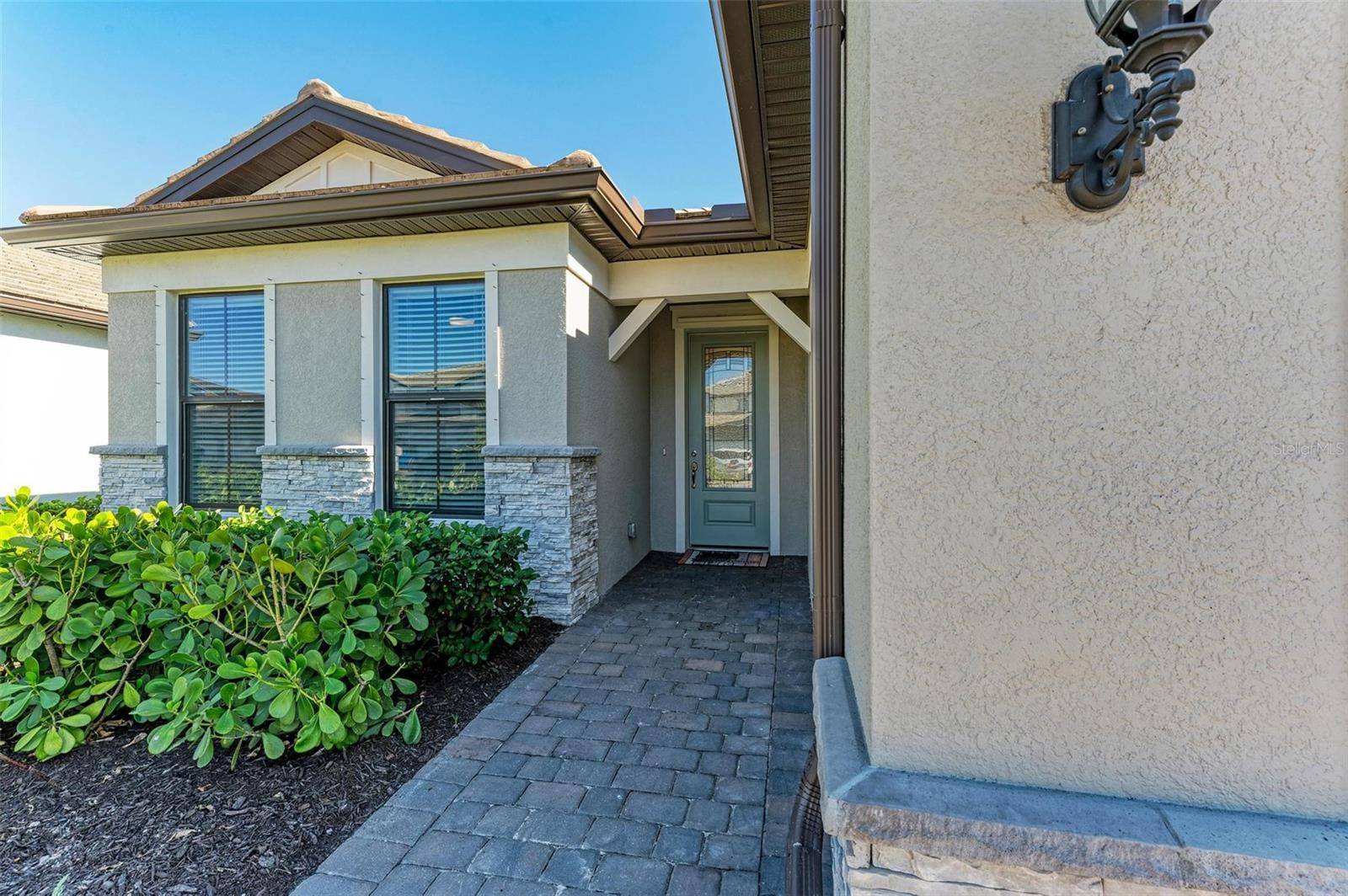 Bradenton, FL 34211,6043 BLUESTAR CT