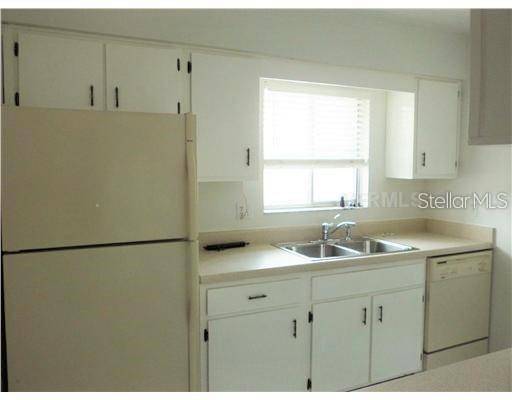 Sarasota, FL 34237,2740 HIDDEN LAKE BLVD #D