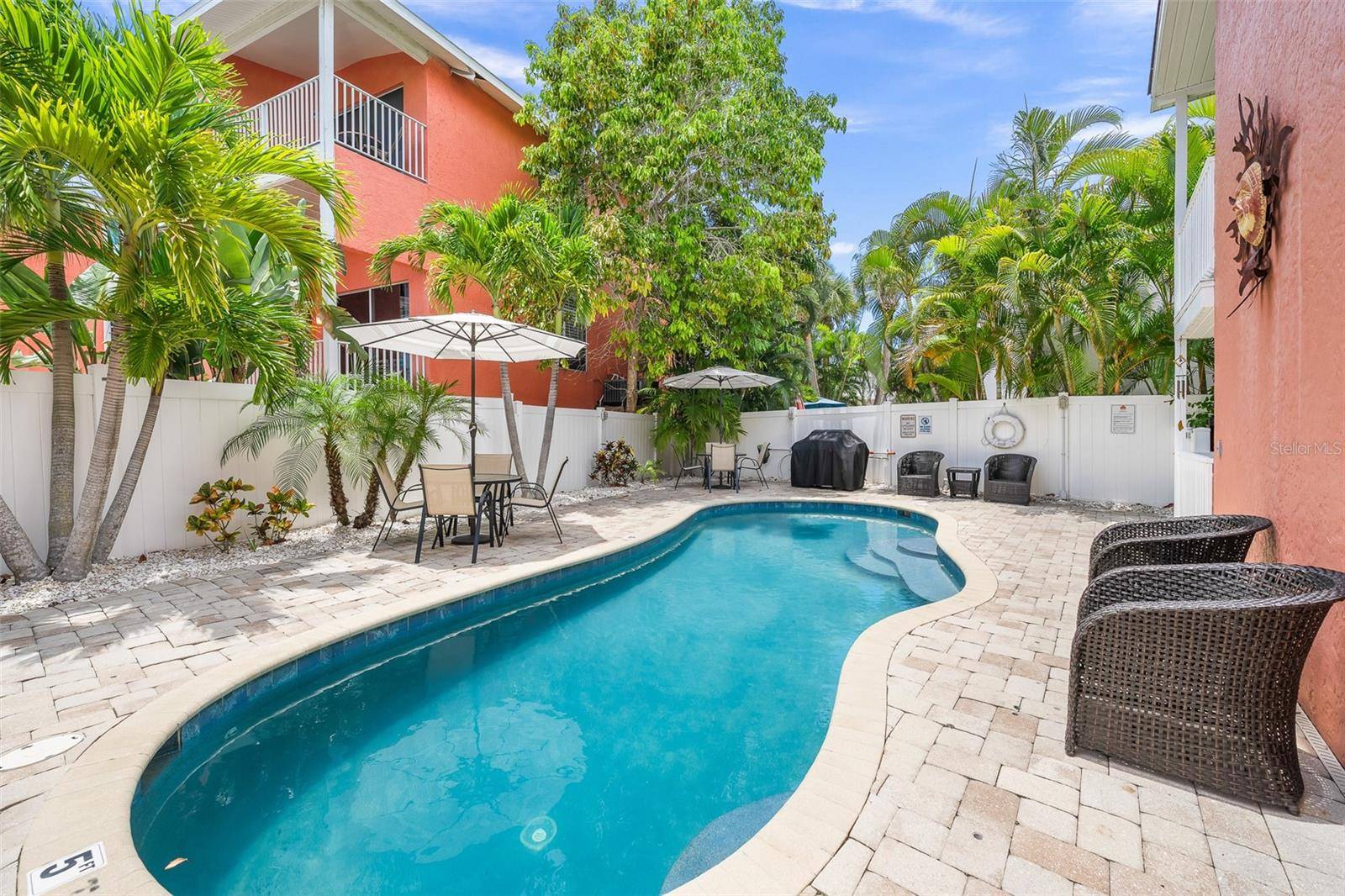 Sarasota, FL 34242,308 CANAL RD