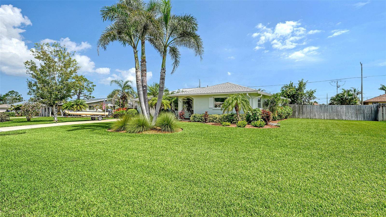 Englewood, FL 34223,1334 DE PRIE RD