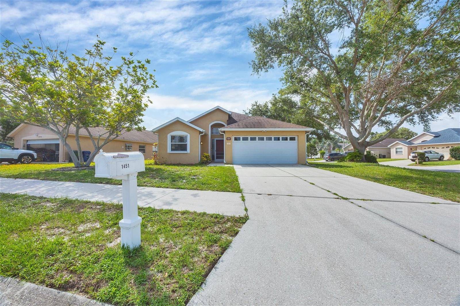 Sarasota, FL 34232,1451 FAWNWOOD CIR