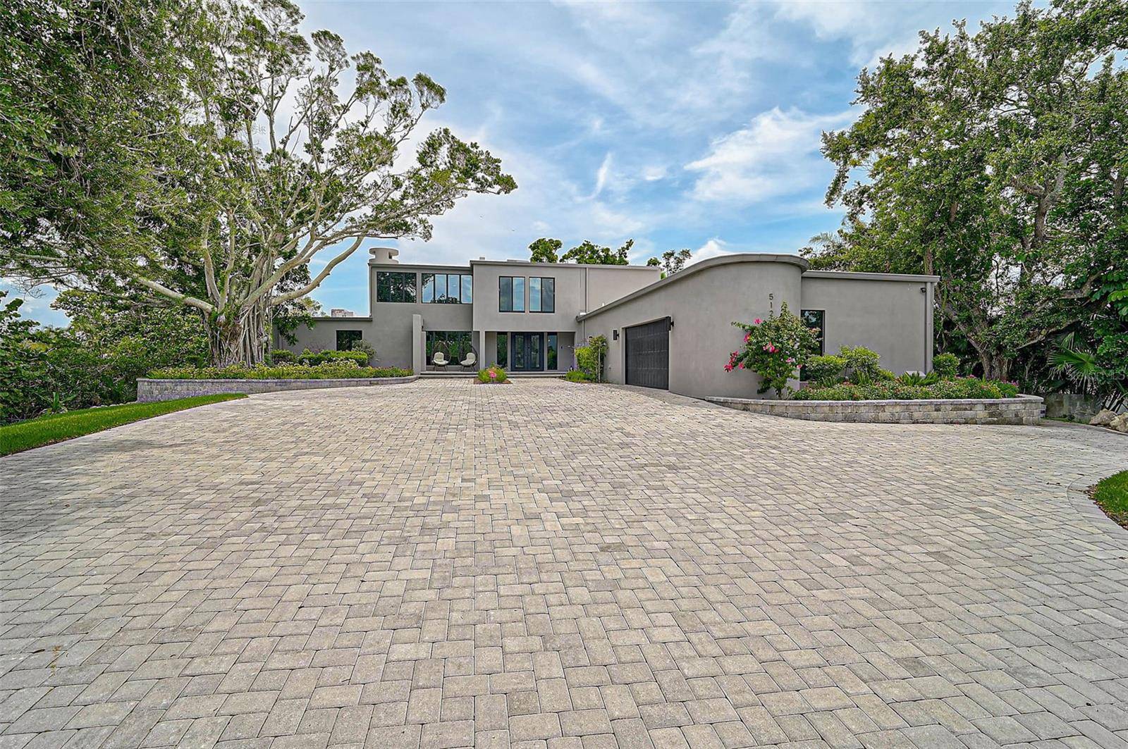 Sarasota, FL 34242,512 TREASURE BOAT WAY