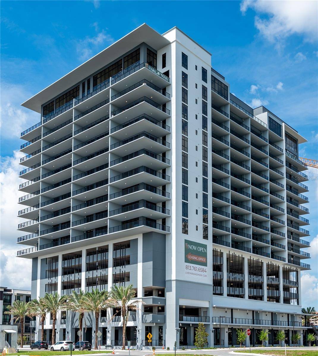 St Petersburg, FL 33716,221 MAIN ST N #901