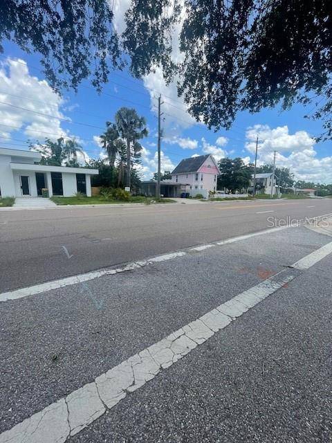 Sarasota, FL 34239,2445 WEBBER ST