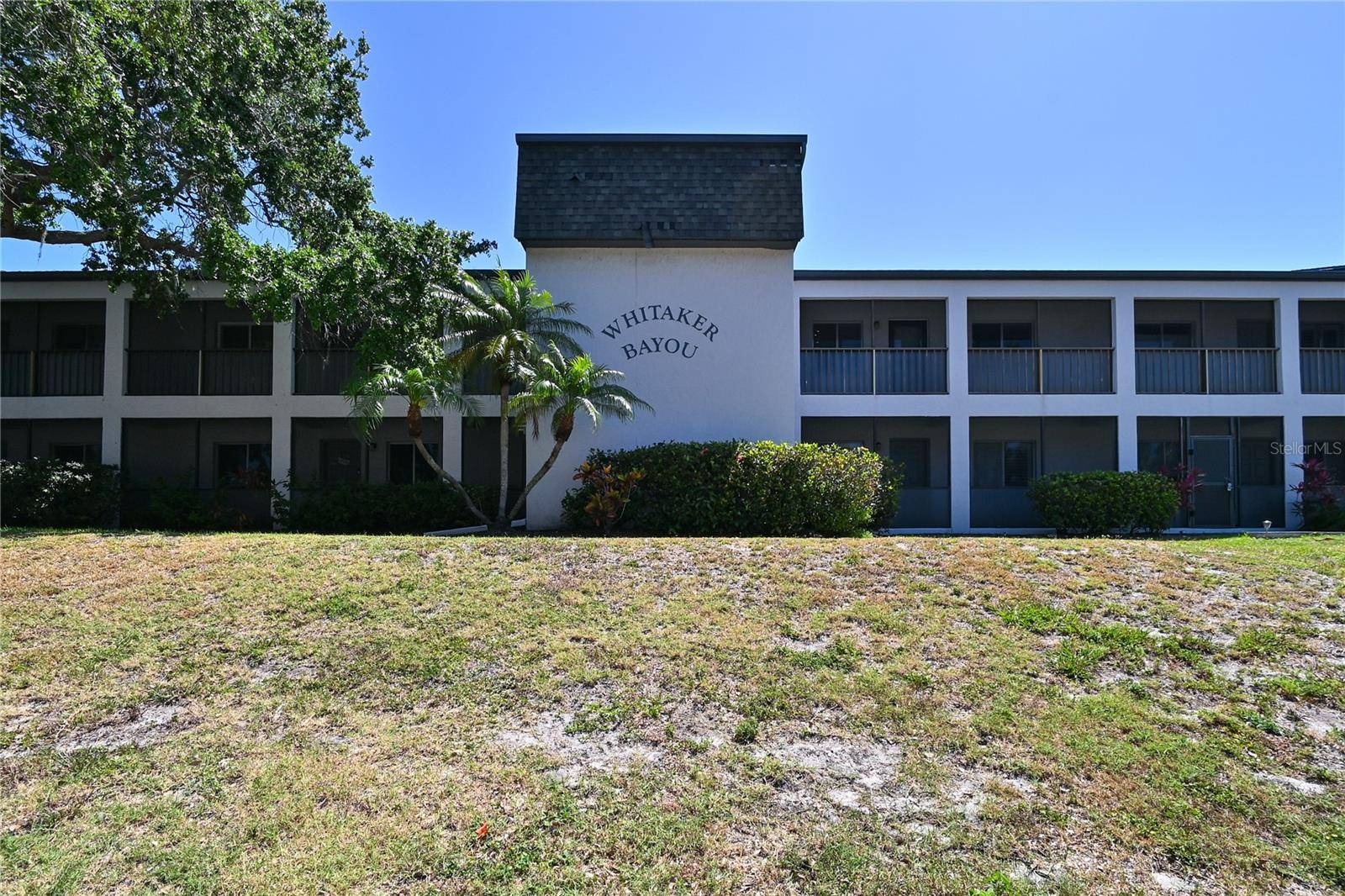 Sarasota, FL 34234,2124 N TAMIAMI TRL #108