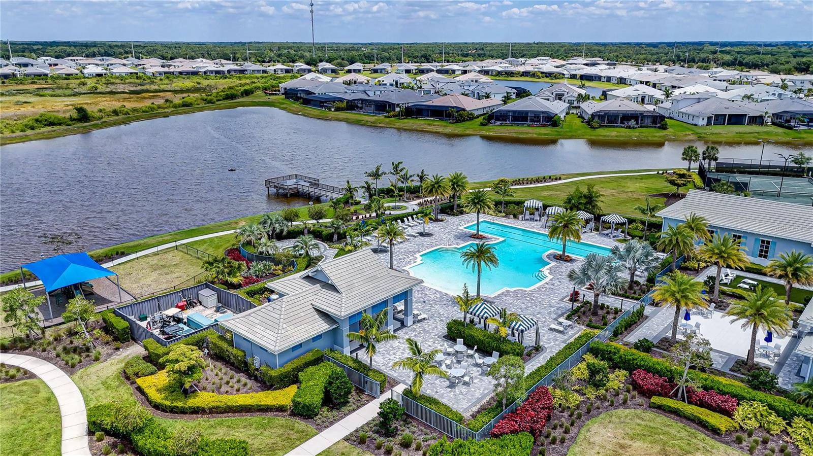 Lakewood Ranch, FL 34202,8218 NEVIS RUN