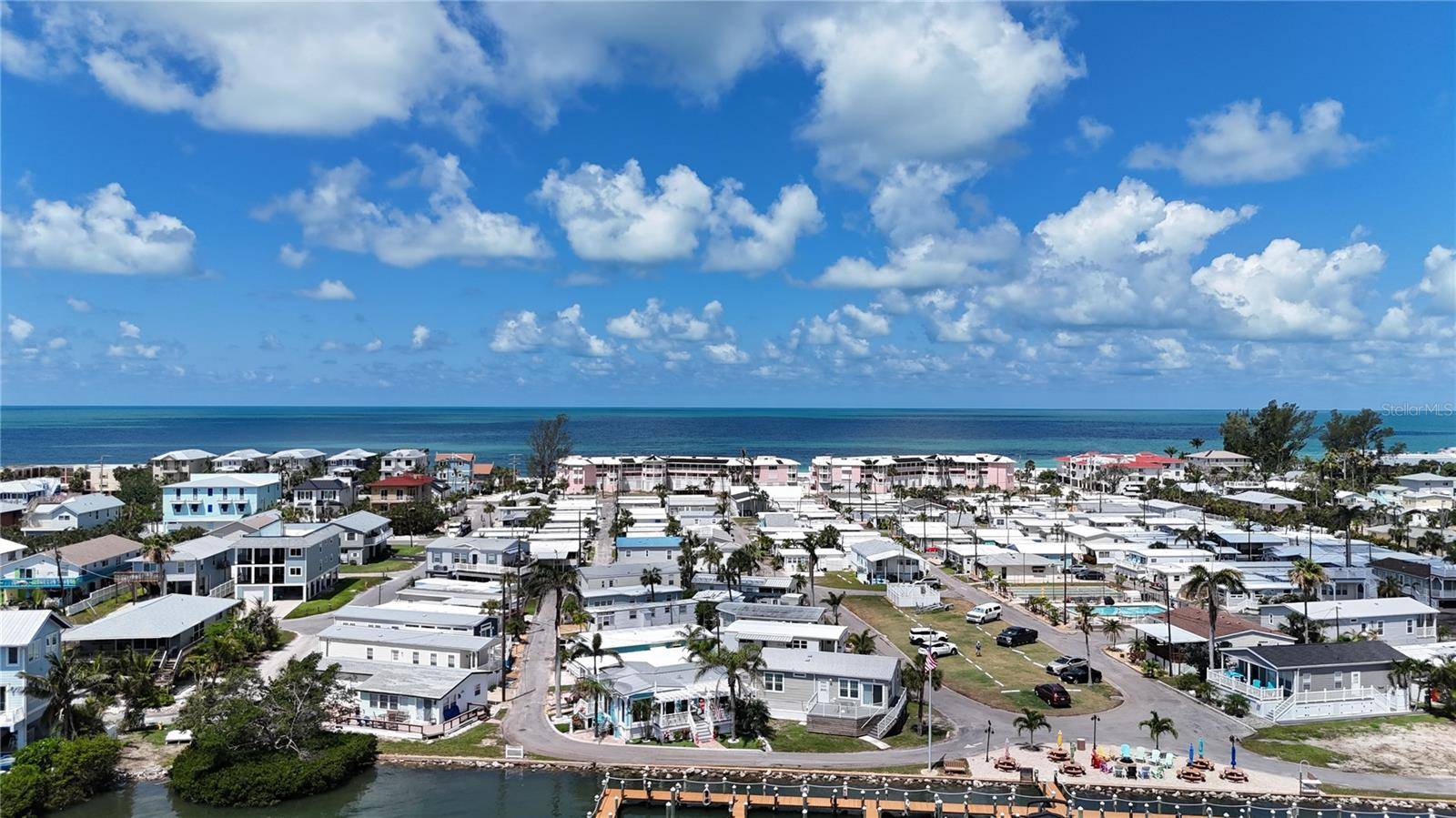 Bradenton Beach, FL 34217,2601 GULF DR N #B4