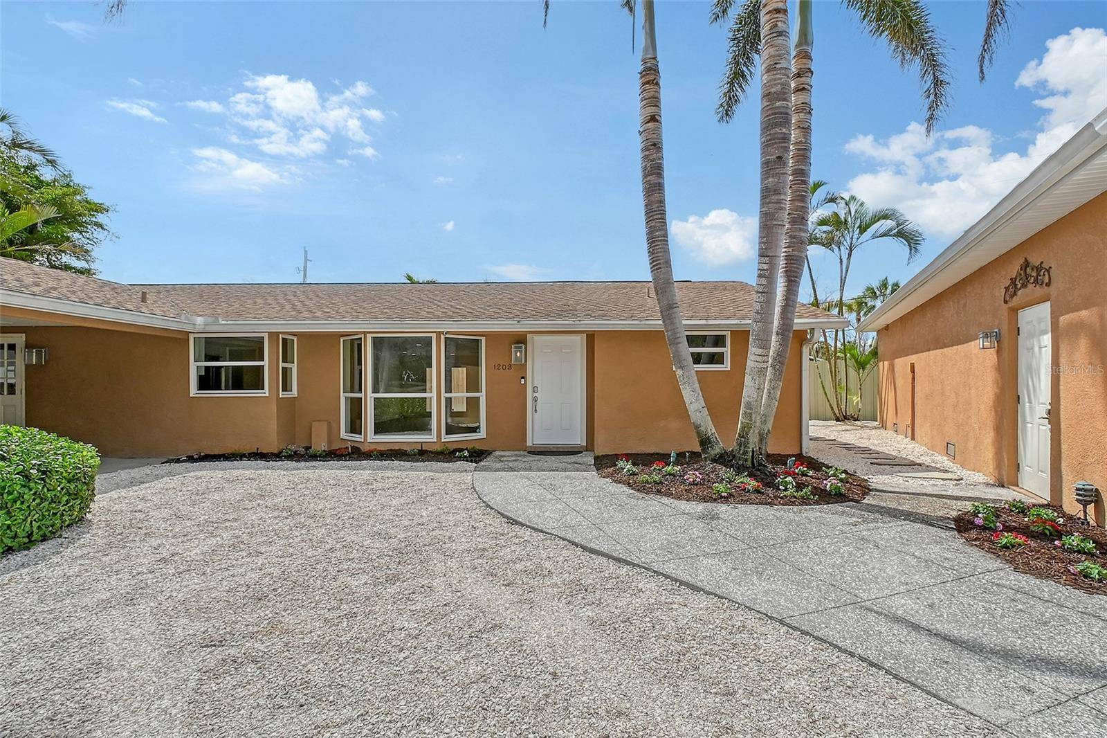 Sarasota, FL 34242,1203 LYRIC LN