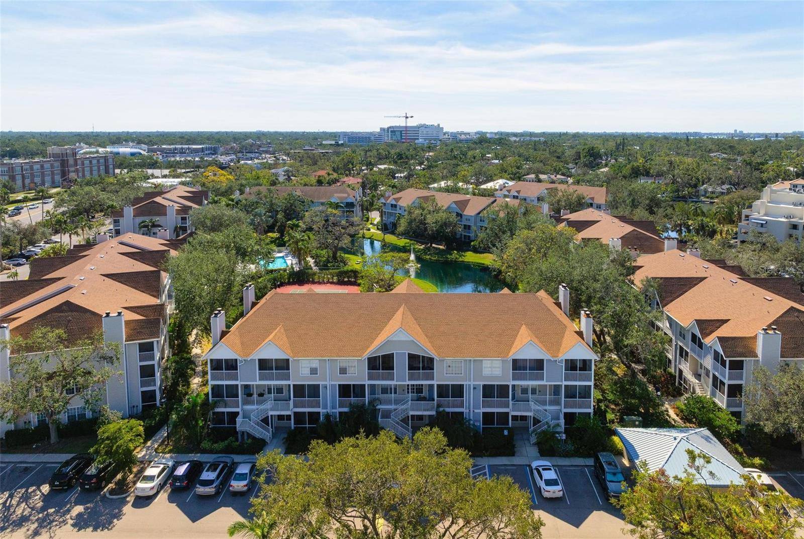 Sarasota, FL 34236,850 S TAMIAMI TRL #701