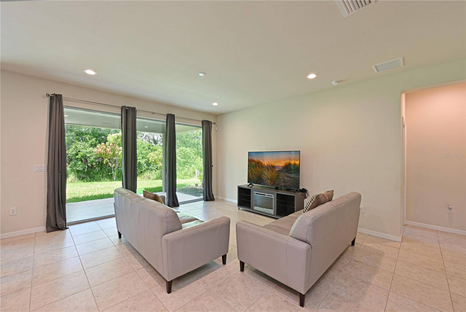 Palmetto, FL 34221,6204 HORSE MILL PL