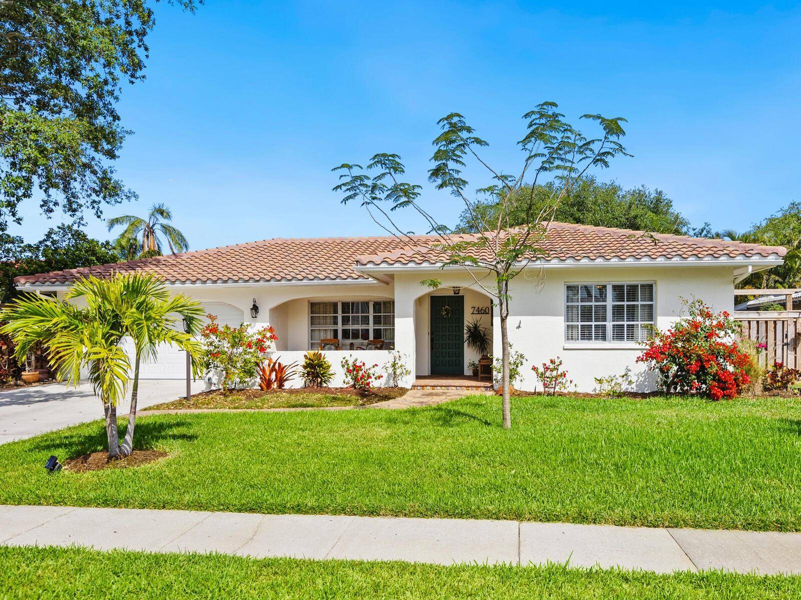 Sarasota, FL 34231,7460 DICKENS DR