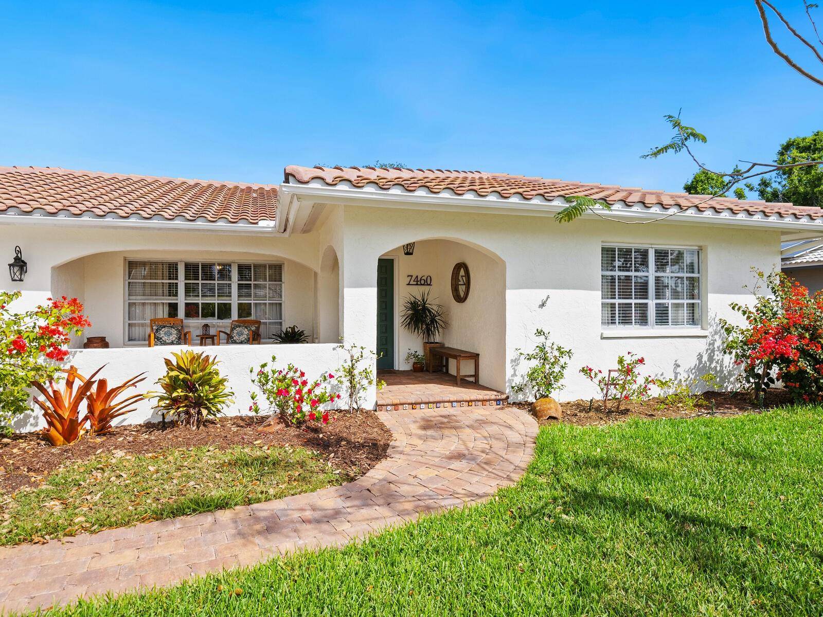 Sarasota, FL 34231,7460 DICKENS DR