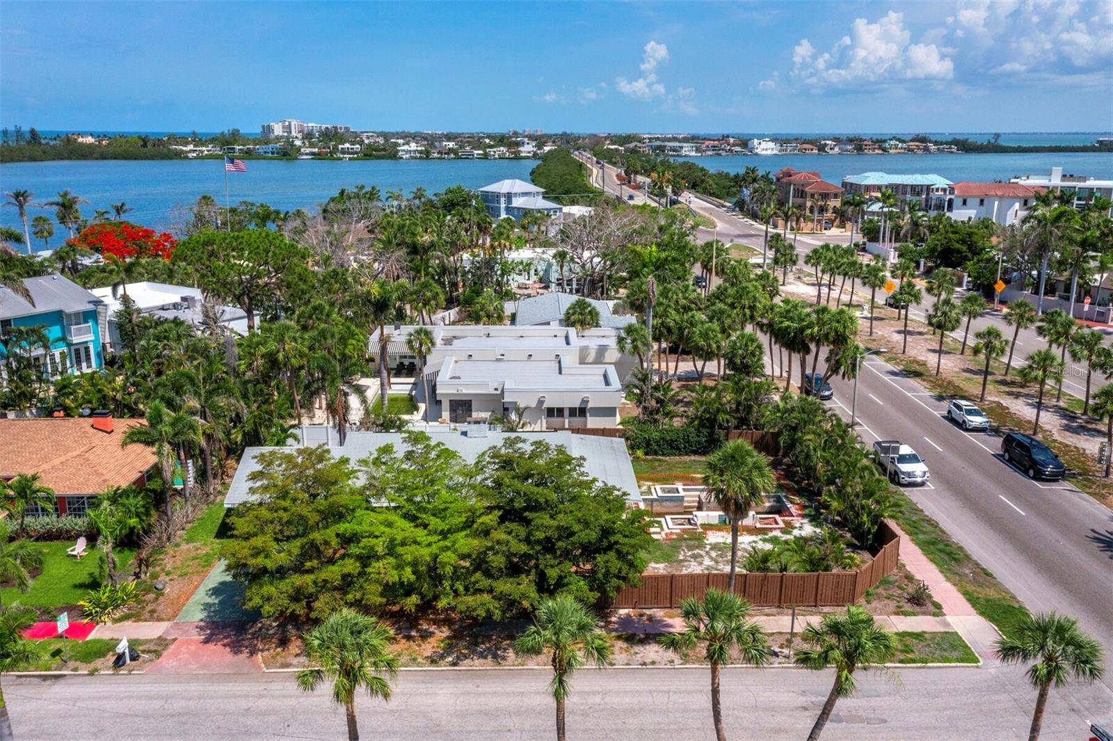 Sarasota, FL 34236,335 ARTHUR DR
