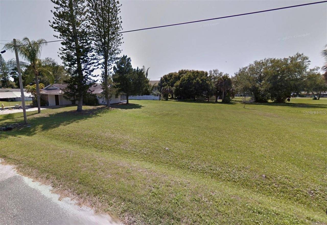 Bradenton, FL 34210,4504 99TH ST W