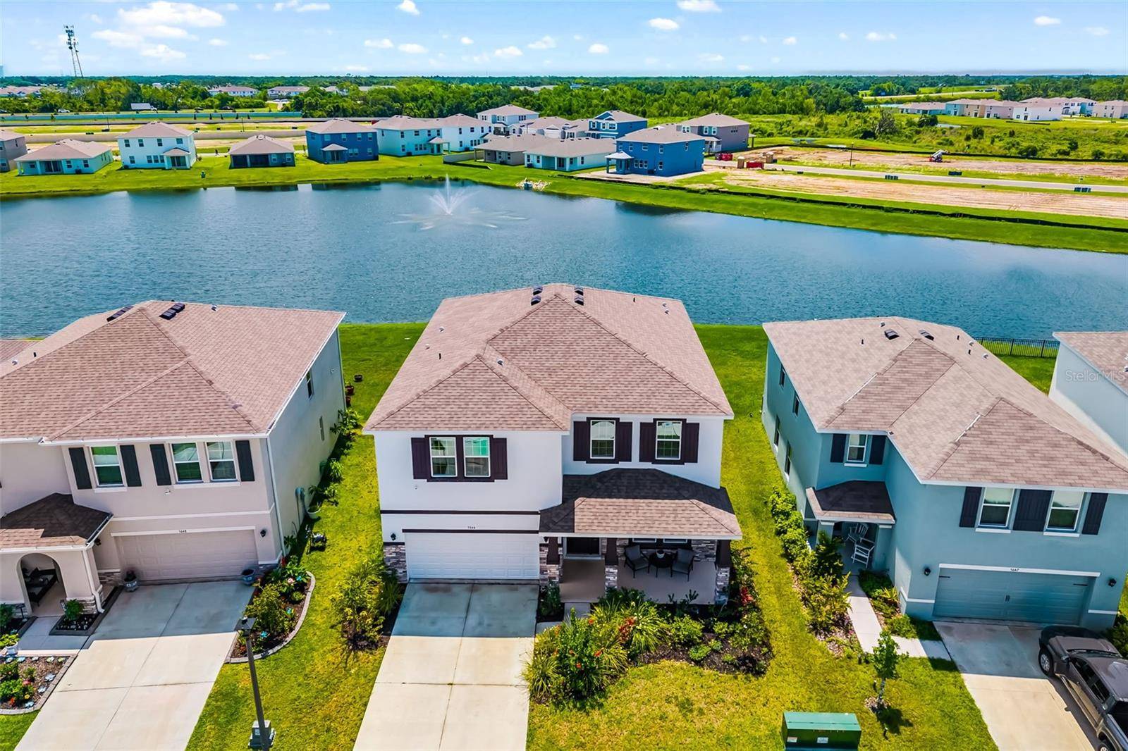 Palmetto, FL 34221,5644 FLAGSTONE TRL