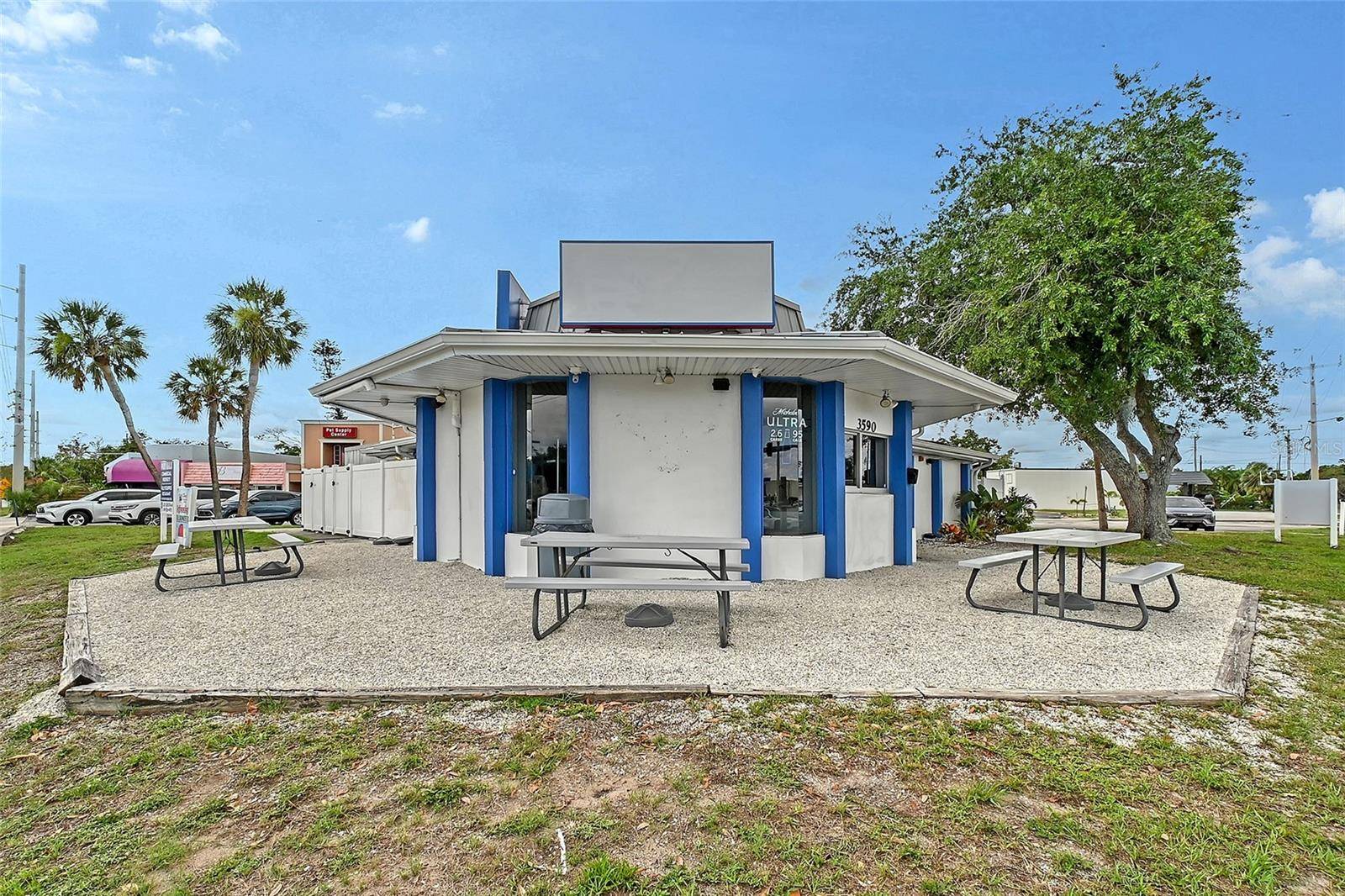 Sarasota, FL 34239,3590 WEBBER ST