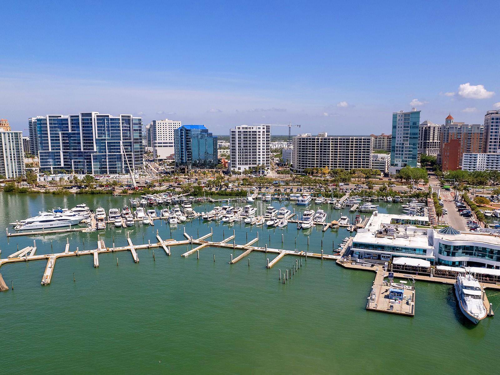 Sarasota, FL 34236,1233 N GULFSTREAM AVE #401