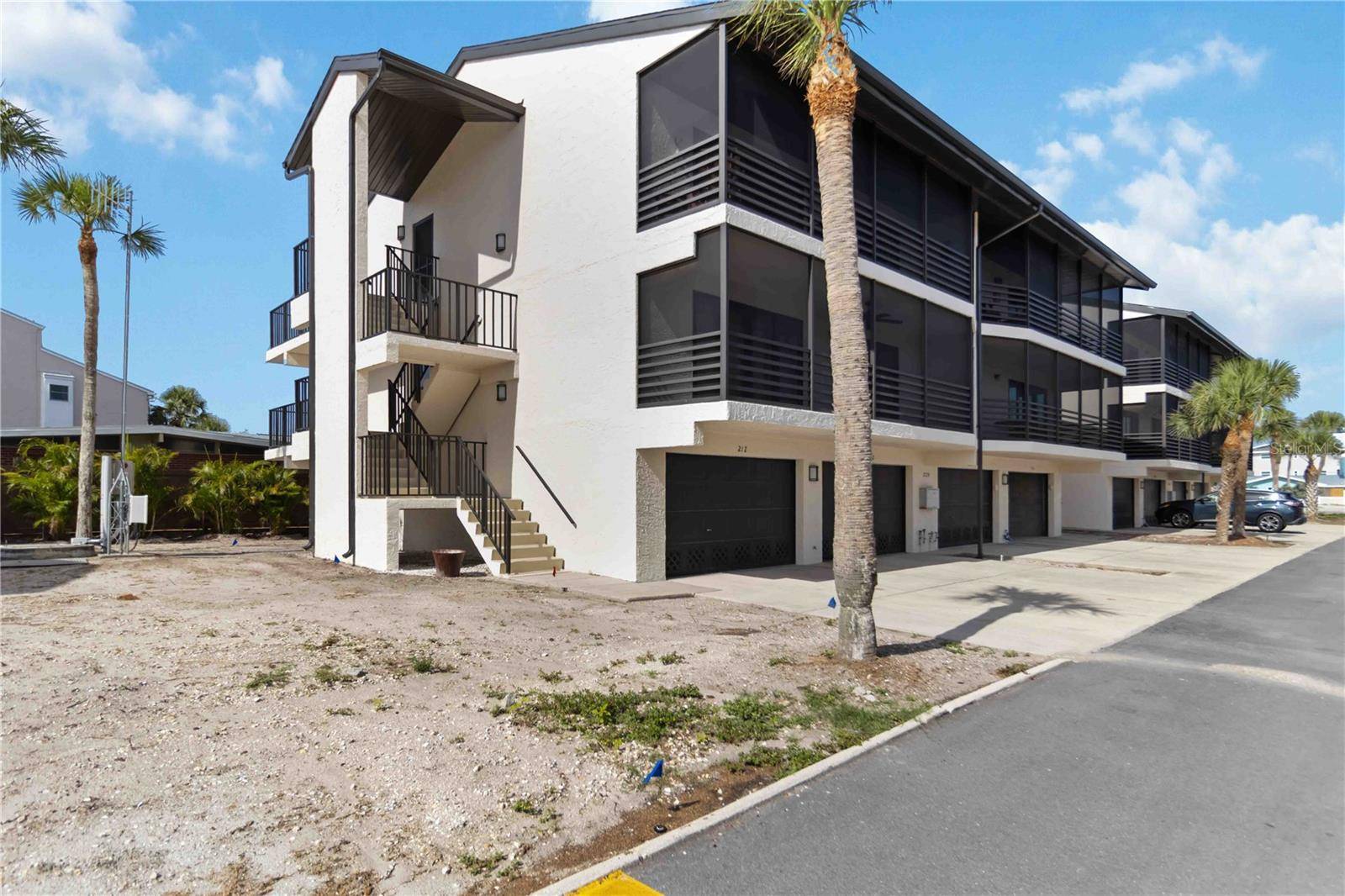 Englewood, FL 34223,2729 NORTH BEACH RD #212
