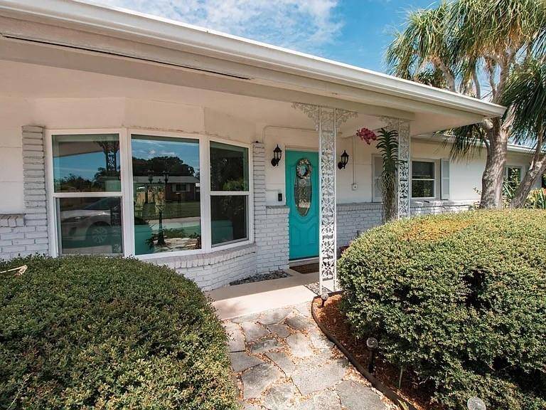 Sarasota, FL 34239,3710 DUNCAN PL