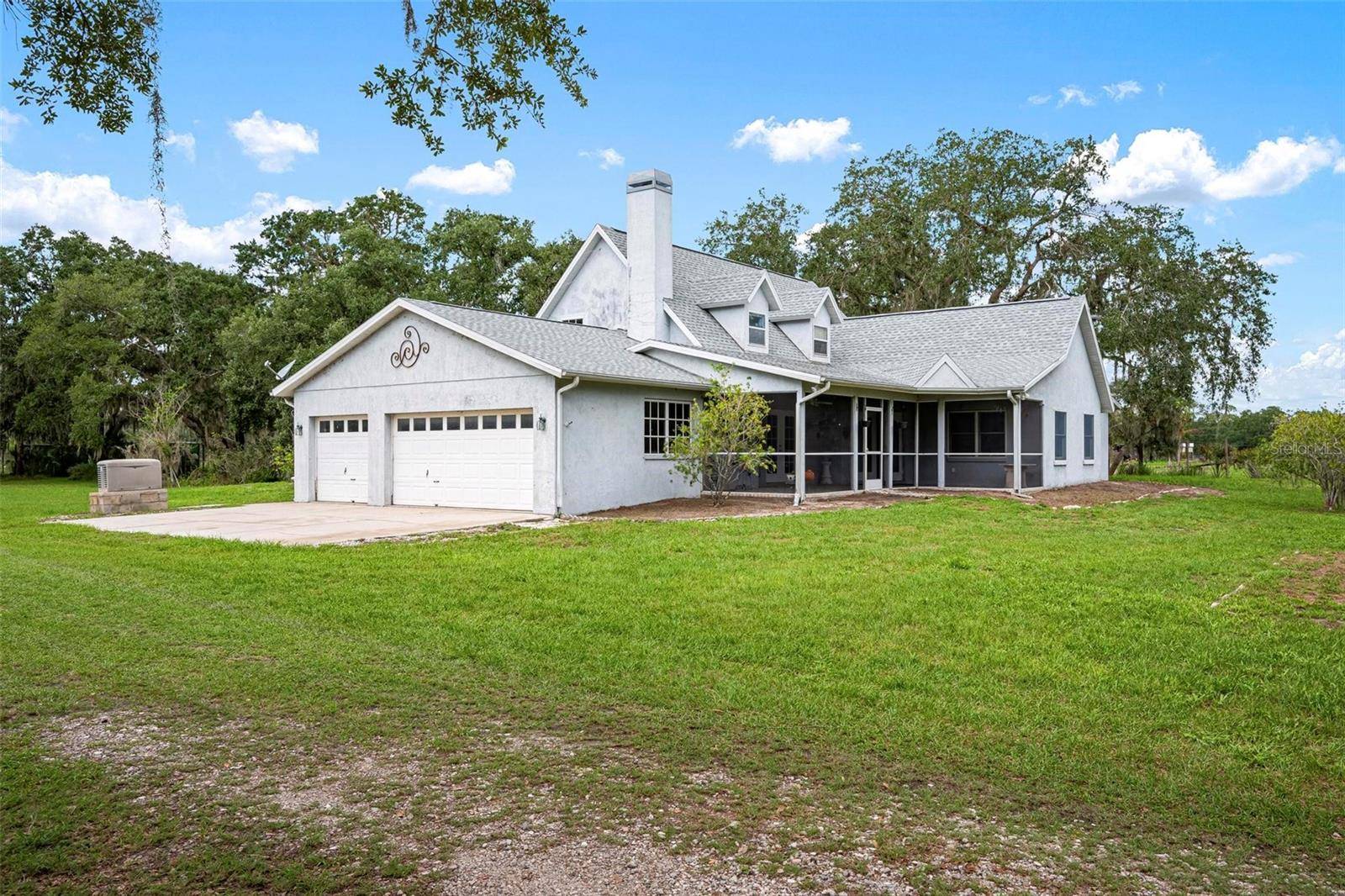 Sarasota, FL 34240,4513 HIDDEN RIVER RD