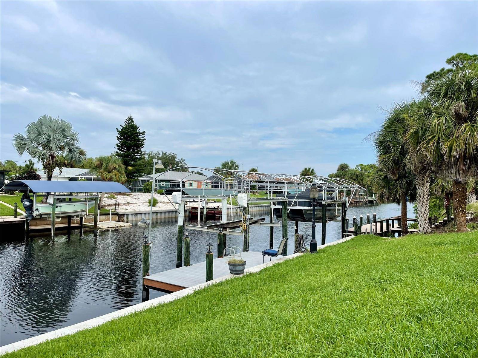 Port Charlotte, FL 33948,2674 AUBURN BLVD