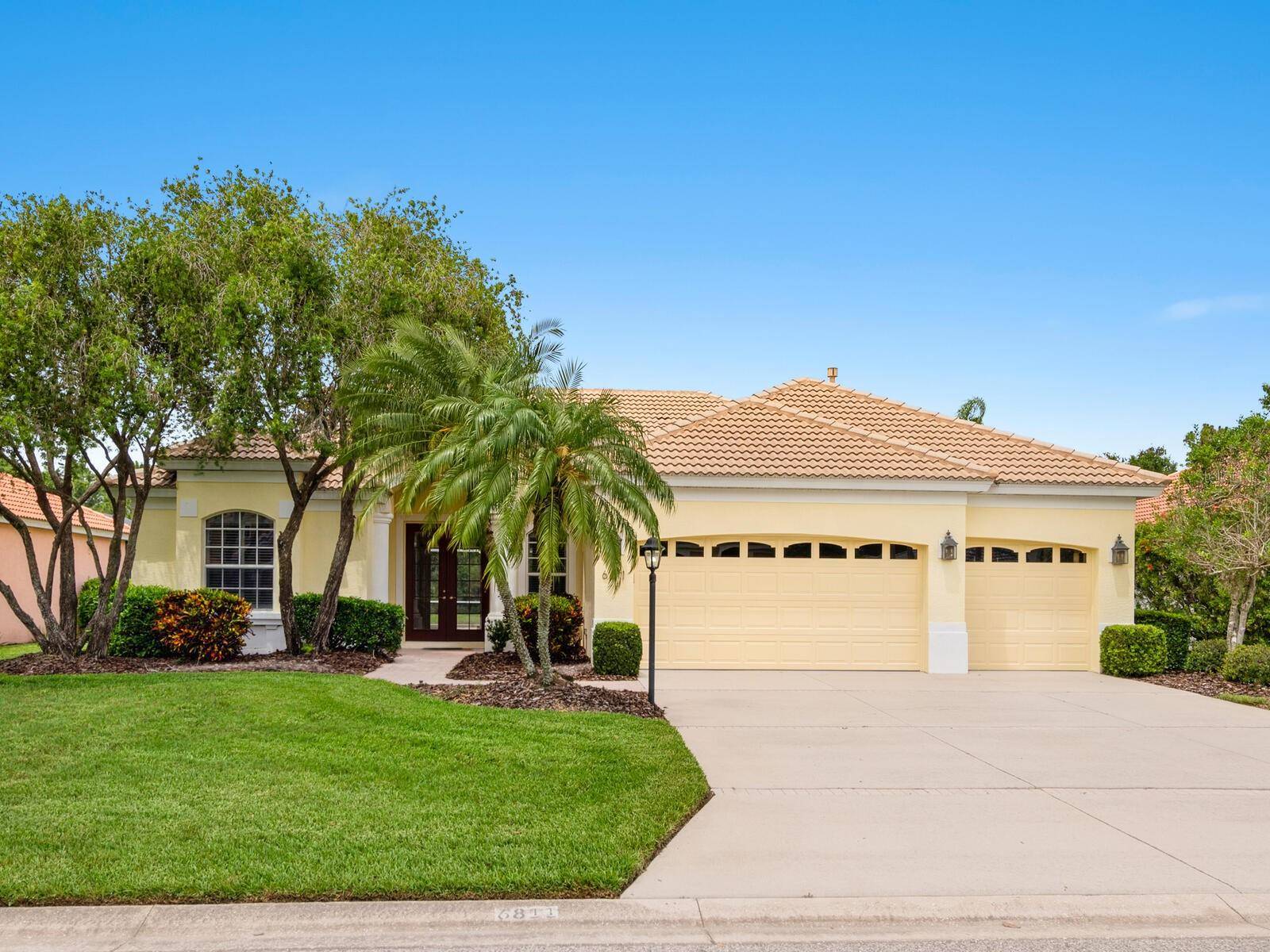 Lakewood Ranch, FL 34202,6811 HONEYSUCKLE TRL