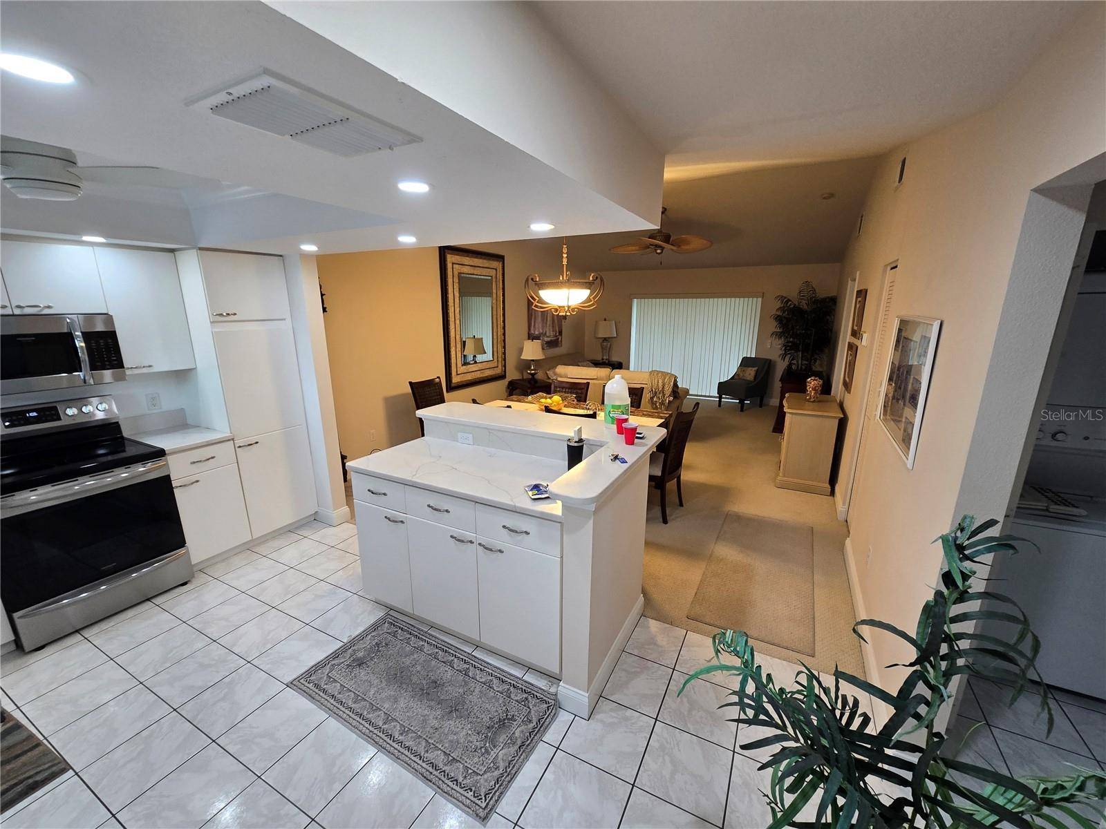 Venice, FL 34292,1211 CAPRI ISLES BLVD #116