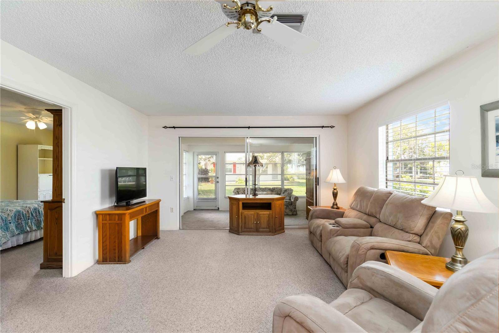 Bradenton, FL 34210,9412 CONCORD CIR