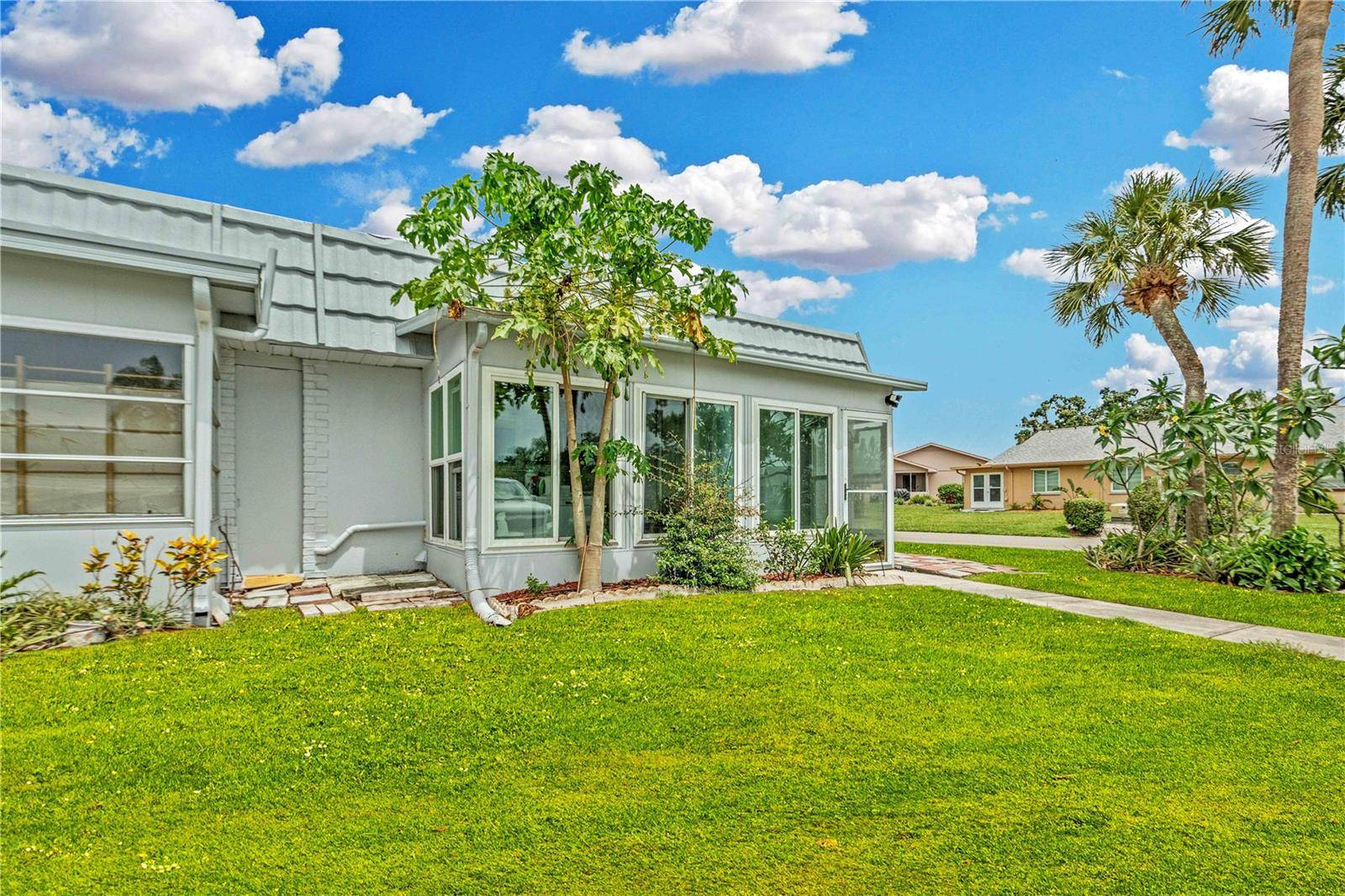 Sun City Center, FL 33573,202 BEDFORD TRL #120