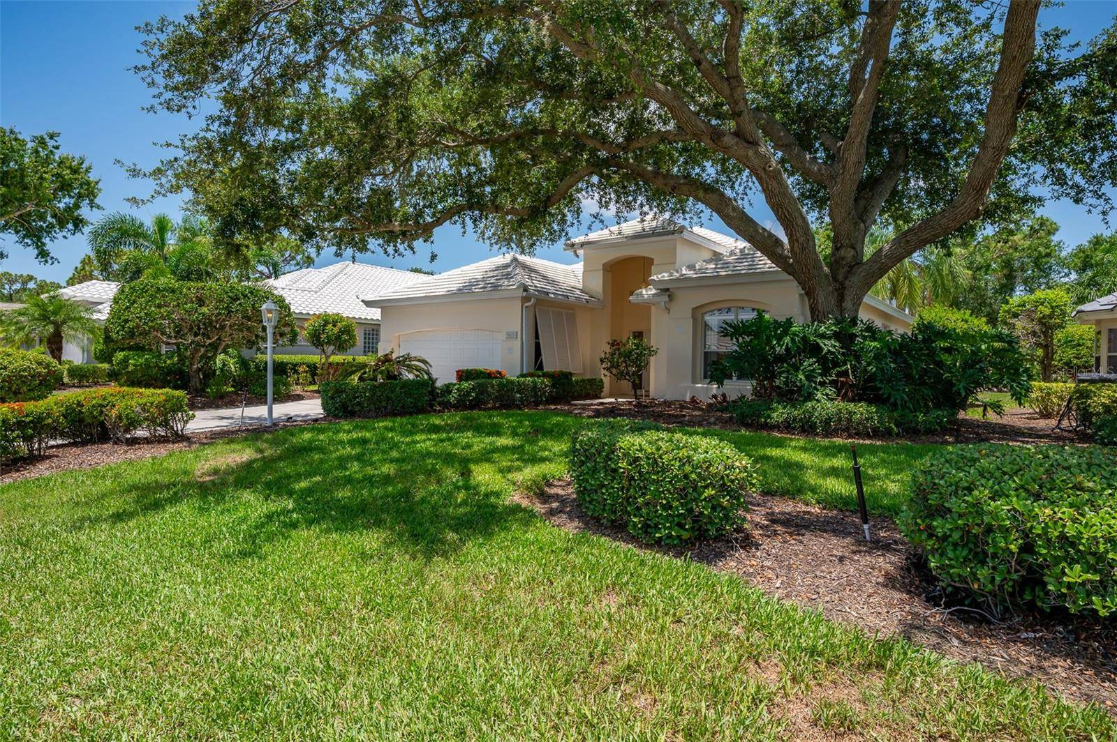 University Park, FL 34201,7952 HAMPTON CT