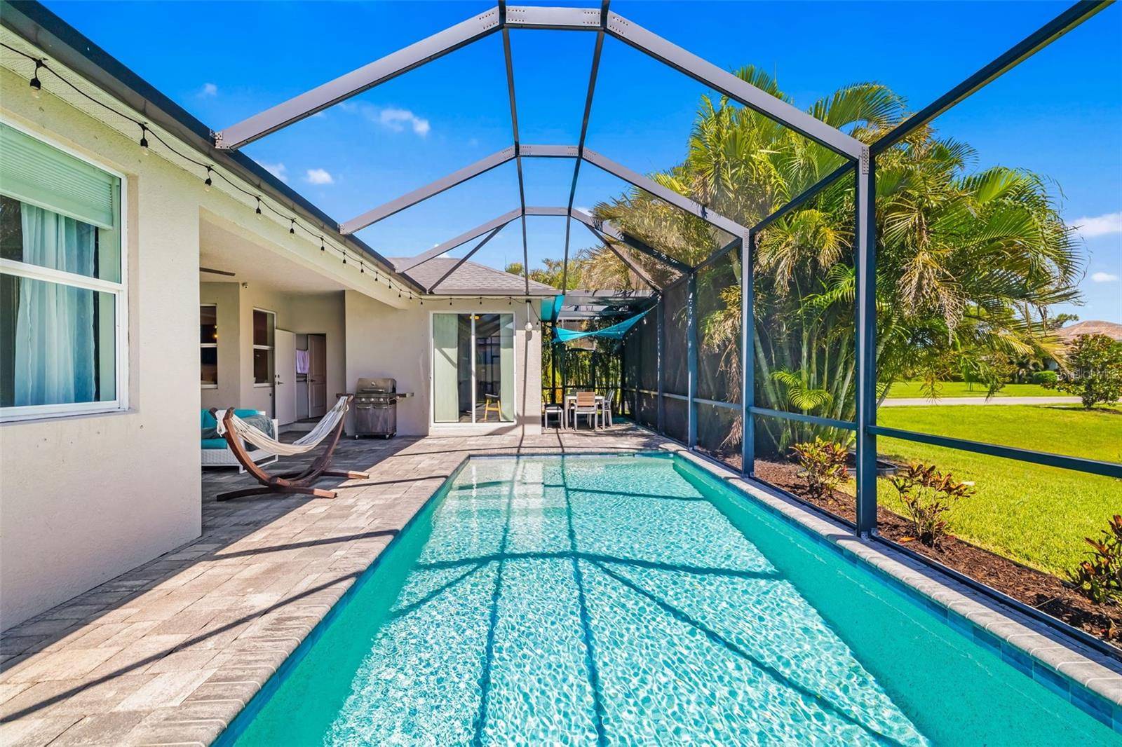 Bradenton, FL 34212,650 ROSEMARY CIR